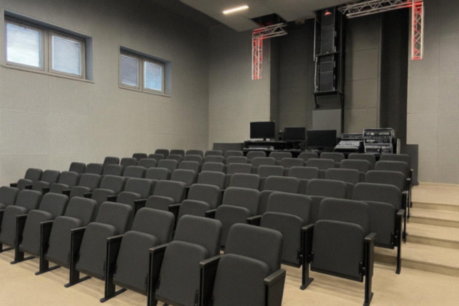 Zaproszenie na spektakl „Recepta na szczęście” w Namysłowie